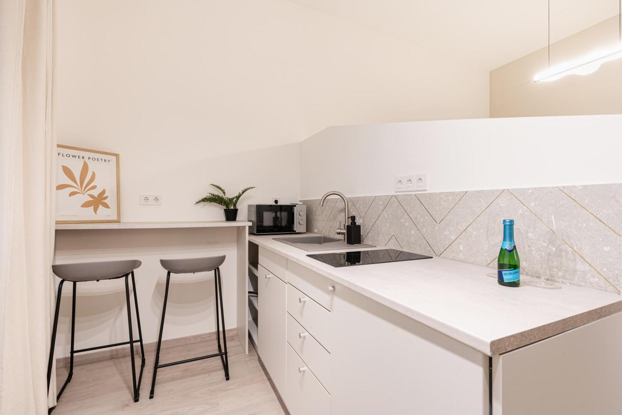 דירות בודפשט Kl31 - Urban Escape - Prime Location - Klauzal Square By Bqa מראה חיצוני תמונה